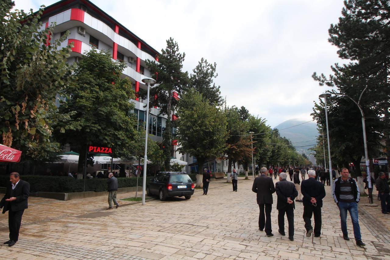 Hotel Piazza Peshkopi Exterior foto